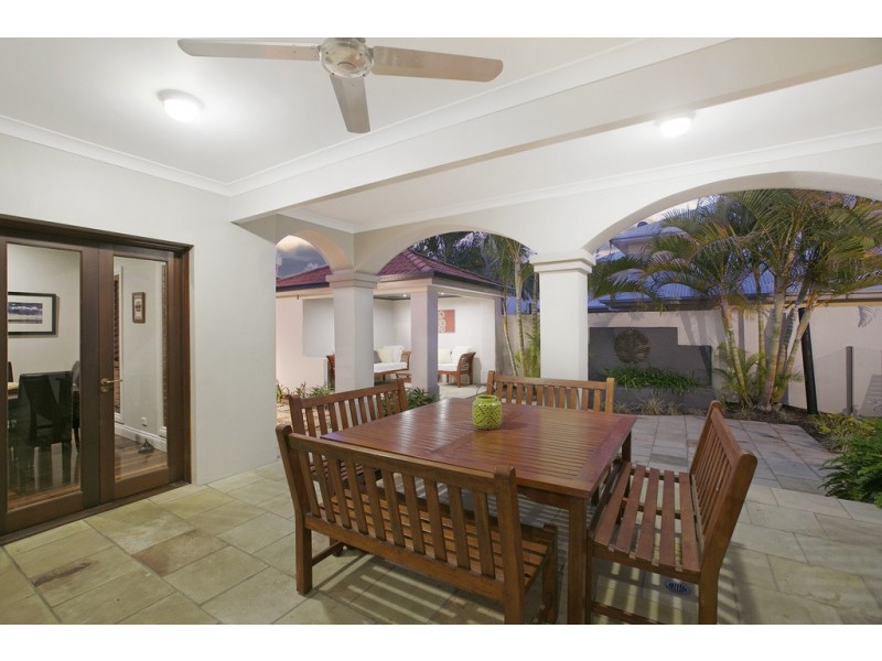 6 King Island Drive, Wellington Point QLD 4160