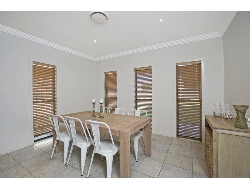 23 Schonrock Street, Wellington Point QLD 4160