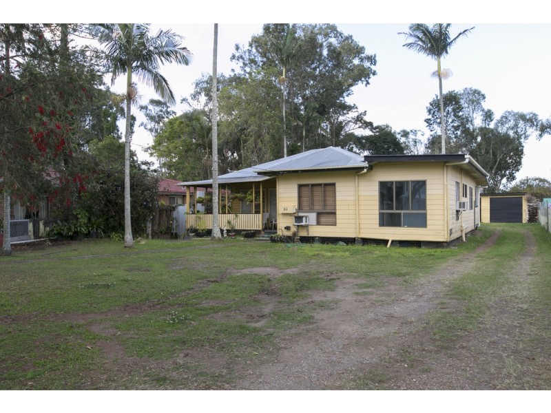 37-39 Leon Street, Thorneside QLD 4158