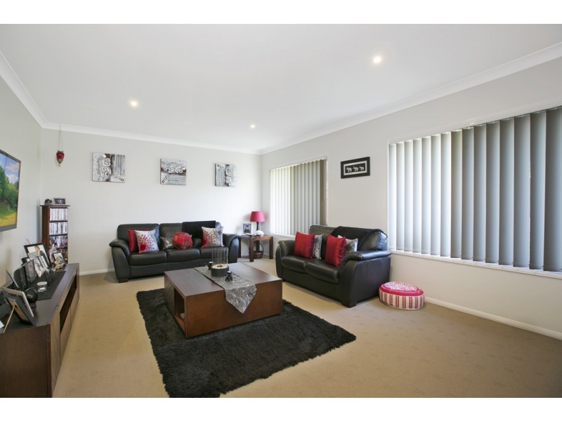 31 Schonrock Street, Wellington Point QLD 4160