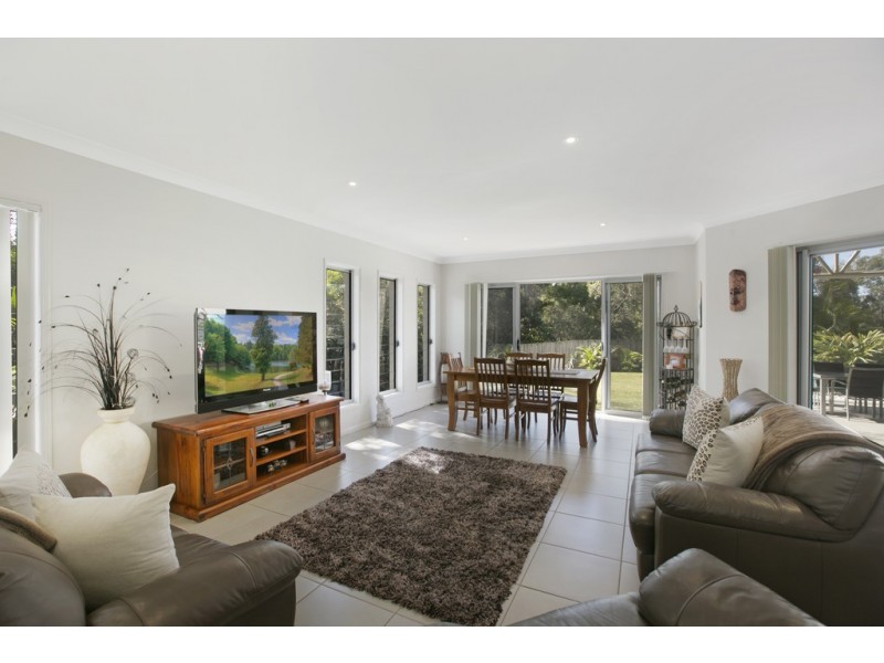 31 Schonrock Street, Wellington Point QLD 4160