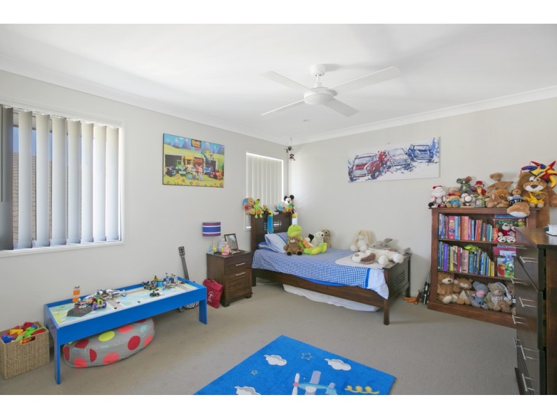 31 Schonrock Street, Wellington Point QLD 4160