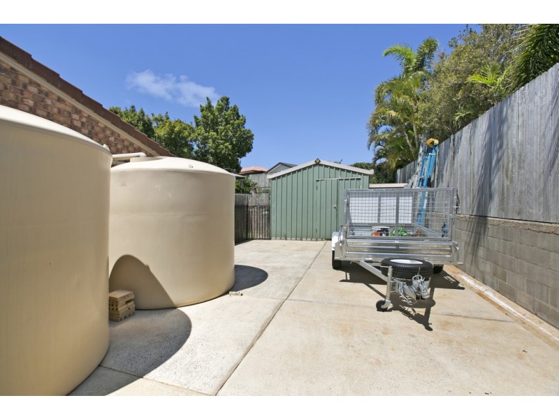 57 Holborn Crescent, Carindale QLD 4152