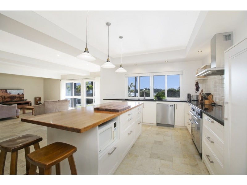 5 Cronin Drive, Wellington Point QLD 4160