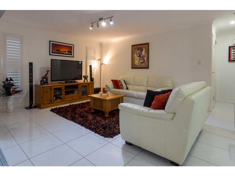 6 Harpullia Close, Victoria Point QLD 4165