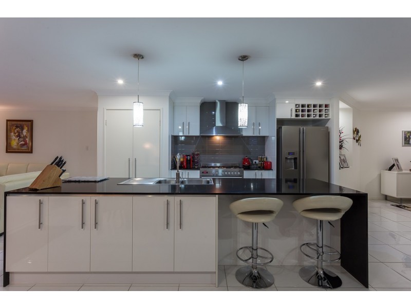 6 Harpullia Close, Victoria Point QLD 4165