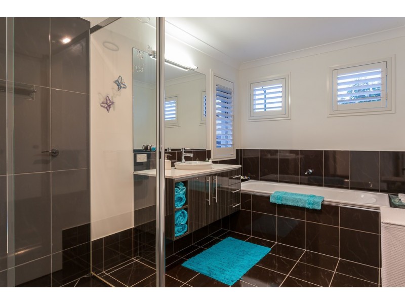 6 Harpullia Close, Victoria Point QLD 4165