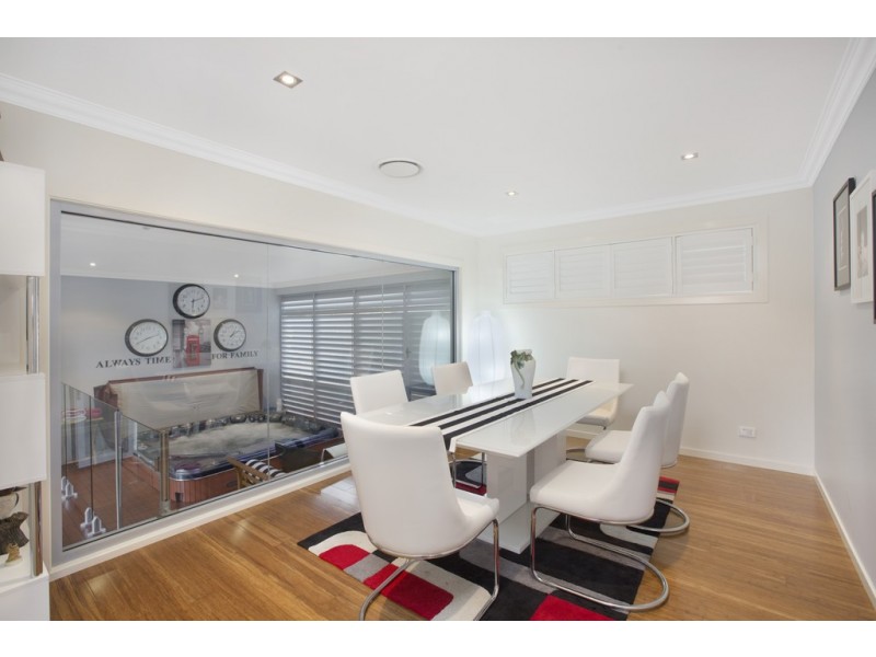 12 Wellesley Street, Wellington Point QLD 4160