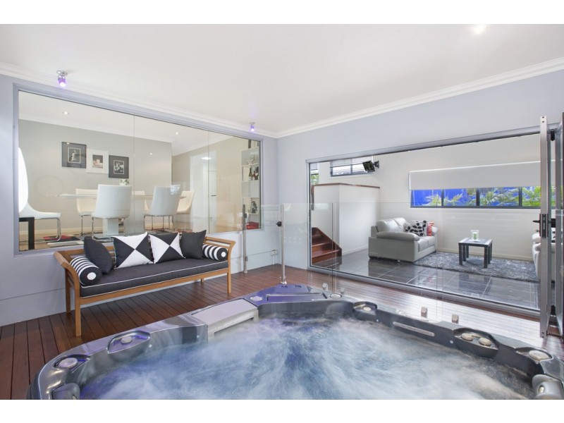 12 Wellesley Street, Wellington Point QLD 4160