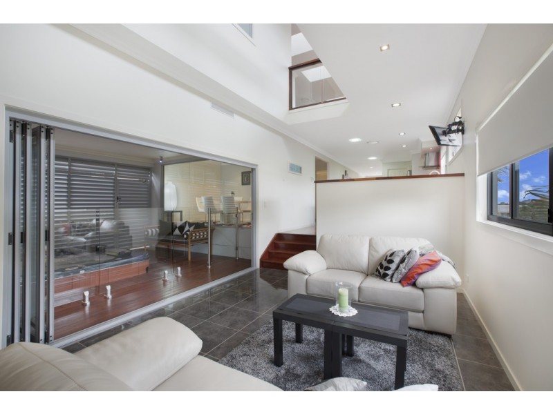 12 Wellesley Street, Wellington Point QLD 4160