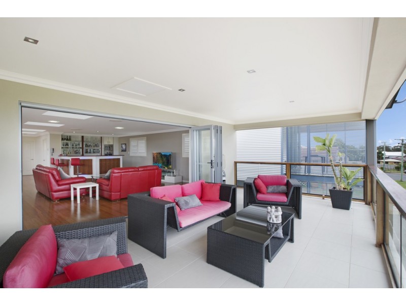 12 Wellesley Street, Wellington Point QLD 4160