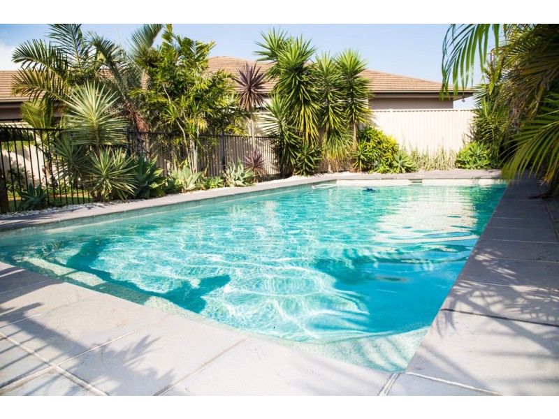 5 Ciril Court, Wellington Point QLD 4160