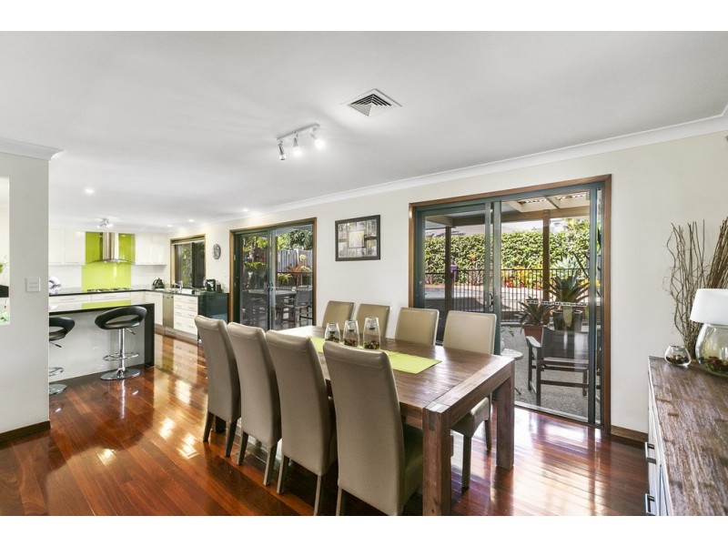 52 Dorsal Drive, Birkdale QLD 4159