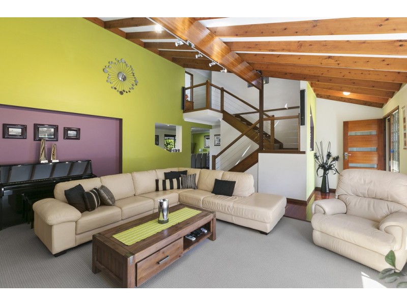 52 Dorsal Drive, Birkdale QLD 4159