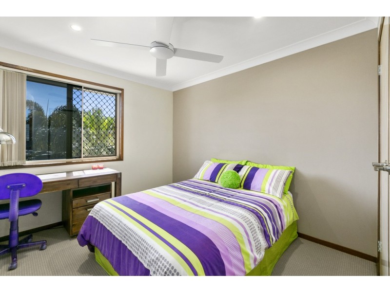 52 Dorsal Drive, Birkdale QLD 4159