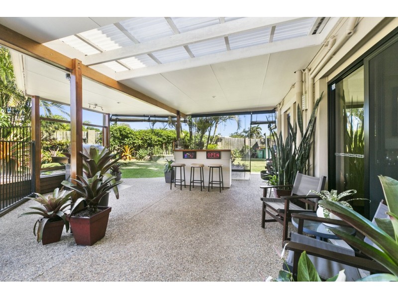 52 Dorsal Drive, Birkdale QLD 4159