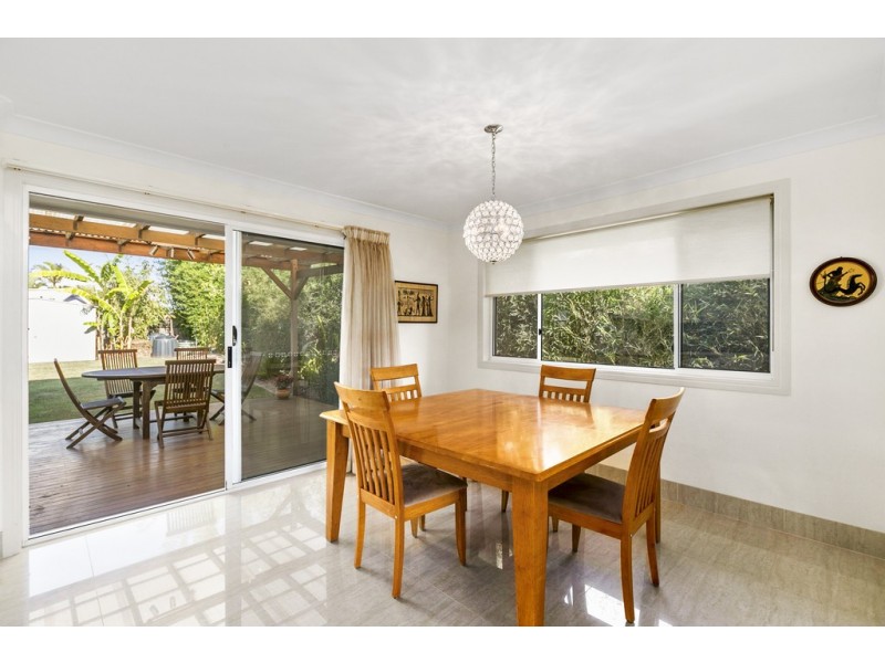 14 Dorsal Drive, Birkdale QLD 4159