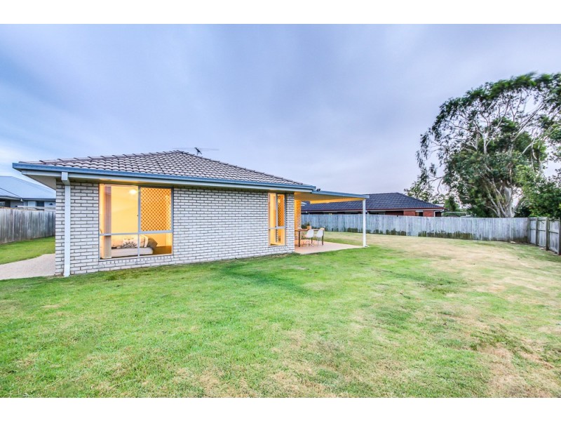 17 Summerhill Street, Victoria Point QLD 4165