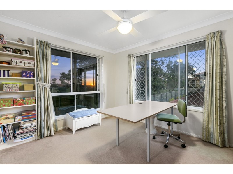 11 Hunter Street, Manly West QLD 4179