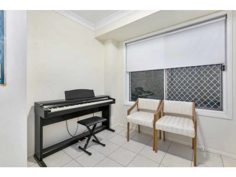 11 Hunter Street, Manly West QLD 4179