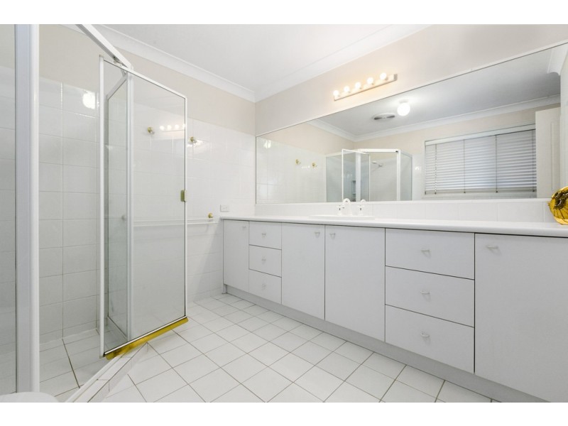 11 Hunter Street, Manly West QLD 4179