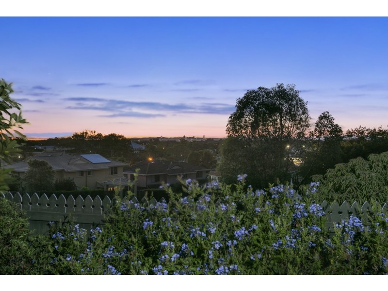 11 Hunter Street, Manly West QLD 4179