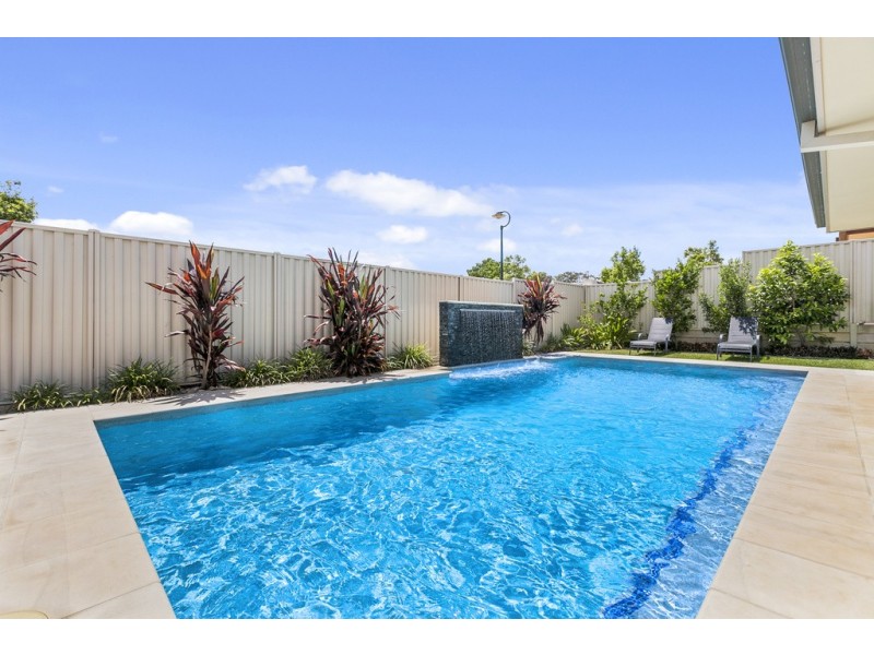 2 Sunsail Place, Thornlands QLD 4164