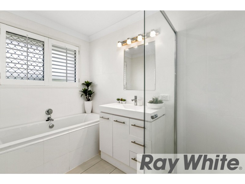 19 Cronin Drive, Wellington Point QLD 4160