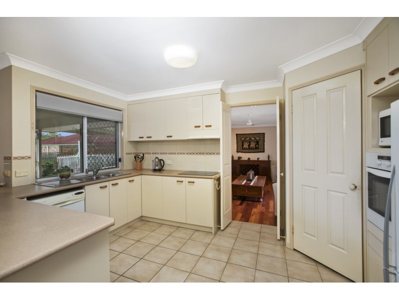 26 Redgrove Avenue, Wellington Point QLD 4160