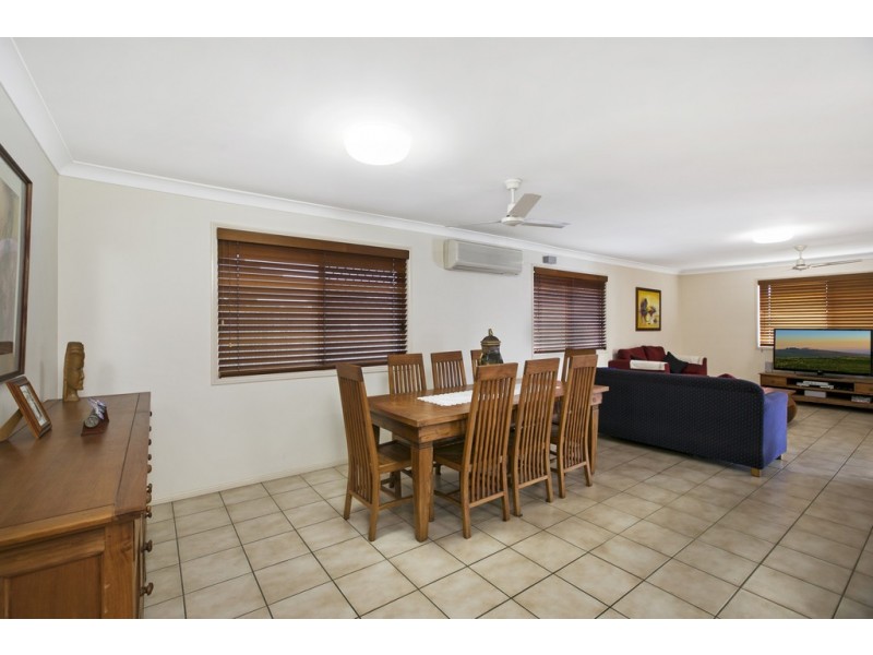 26 Redgrove Avenue, Wellington Point QLD 4160