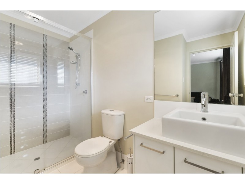 4 Spink Street, Wellington Point QLD 4160