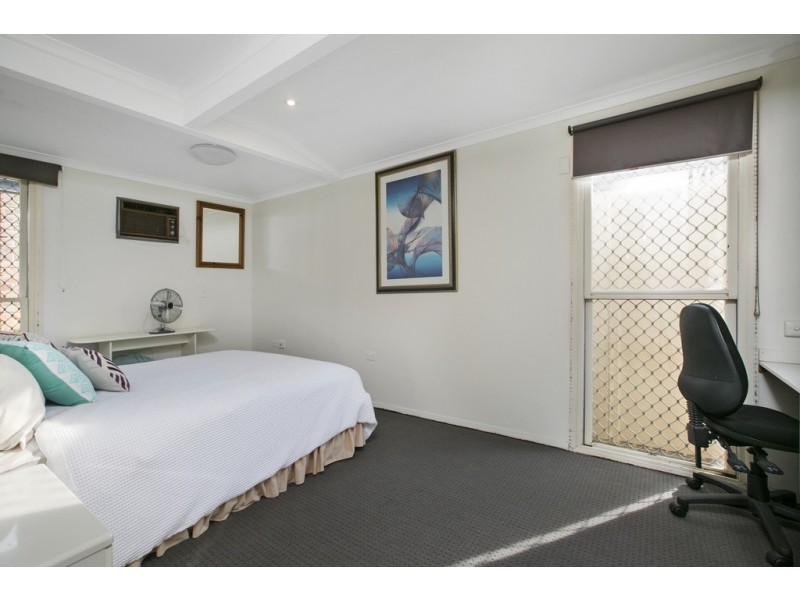 26 Creek Road, Birkdale QLD 4159