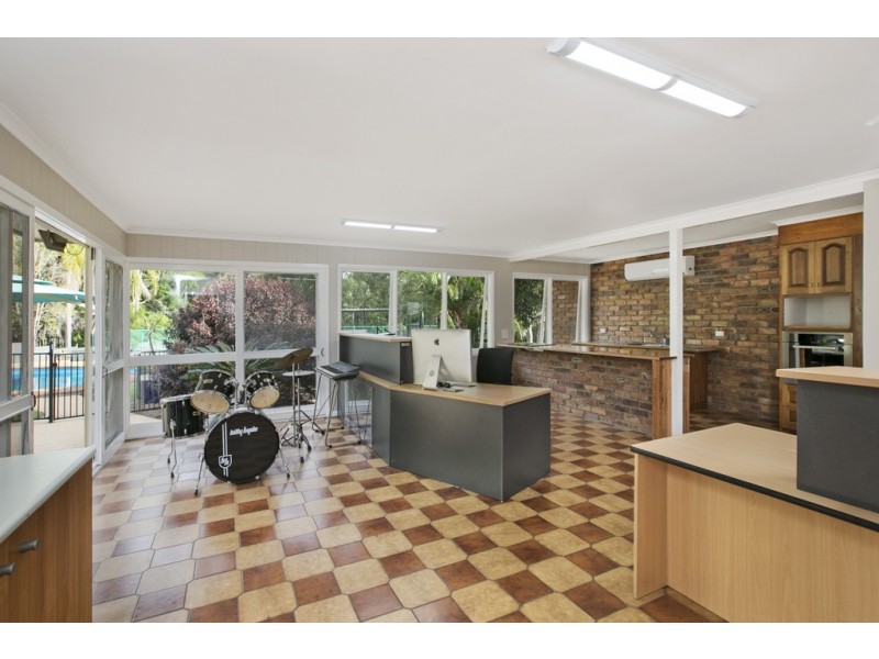 26 Creek Road, Birkdale QLD 4159