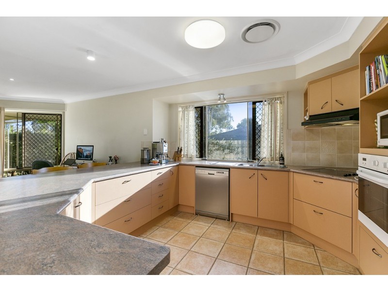 1 Felix Court, Wellington Point QLD 4160