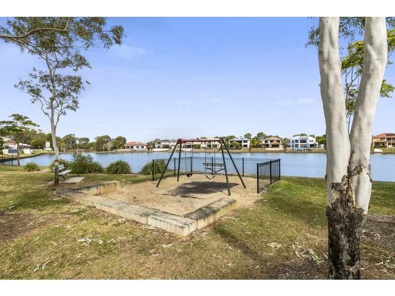 1 Helena Street, Wellington Point QLD 4160