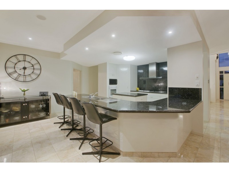 14 Boom Court, Birkdale QLD 4159