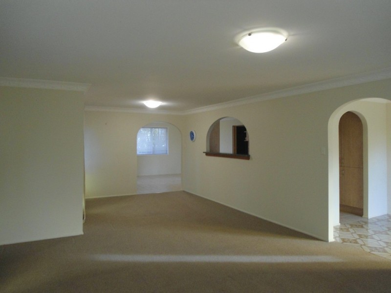 33 Macadamia Street, Victoria Point QLD 4165