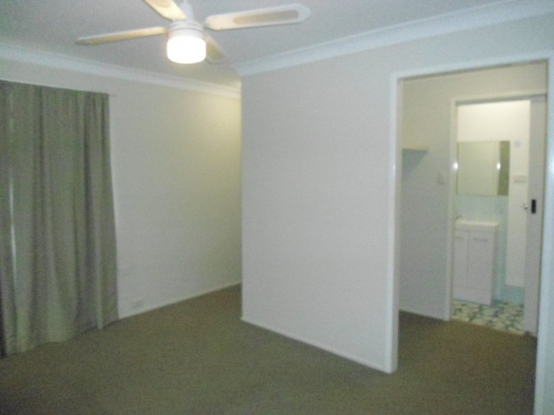 33 Macadamia Street, Victoria Point QLD 4165