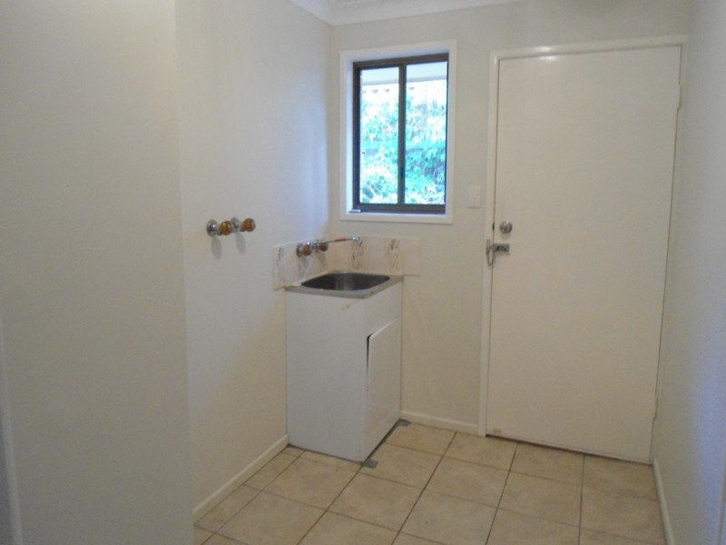 33 Macadamia Street, Victoria Point QLD 4165