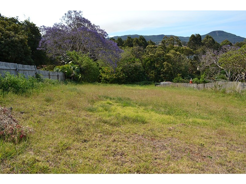 44 Cummins Street, Unanderra NSW 2526