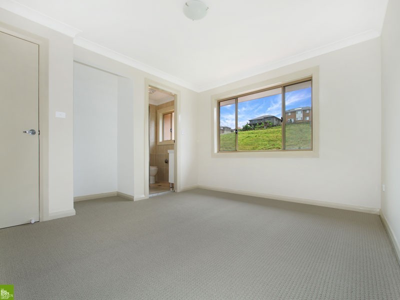 158 Shearwater Drive, Lake Heights NSW 2502