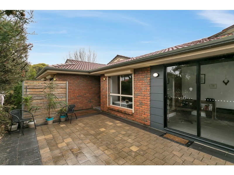 4 Martinique Drive, Seaford Rise SA 5169