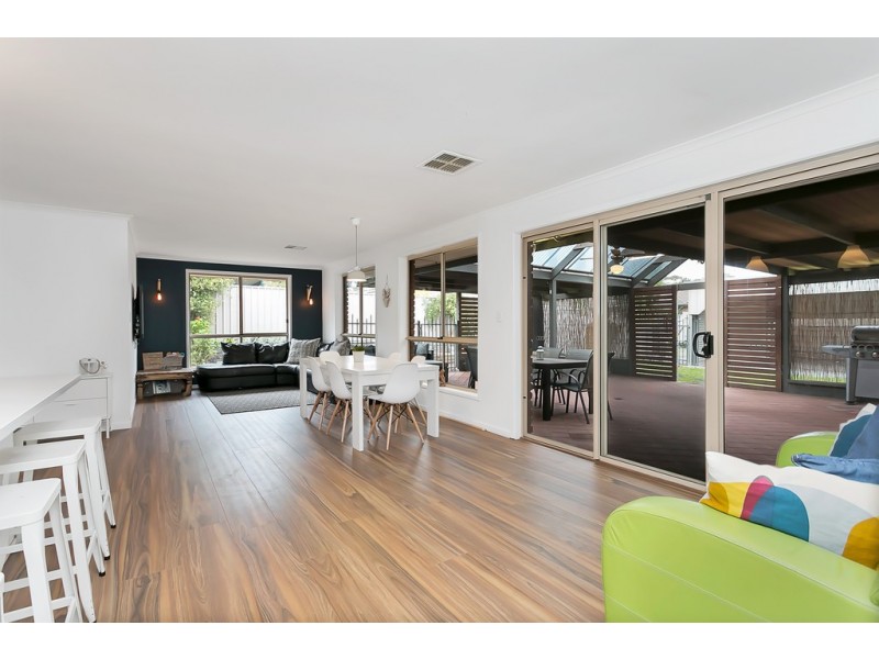 4 Martinique Drive, Seaford Rise SA 5169