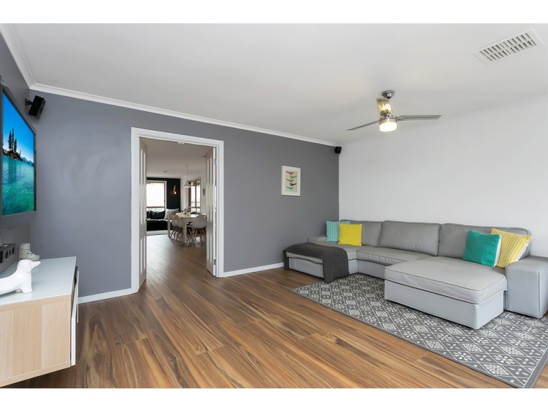 4 Martinique Drive, Seaford Rise SA 5169