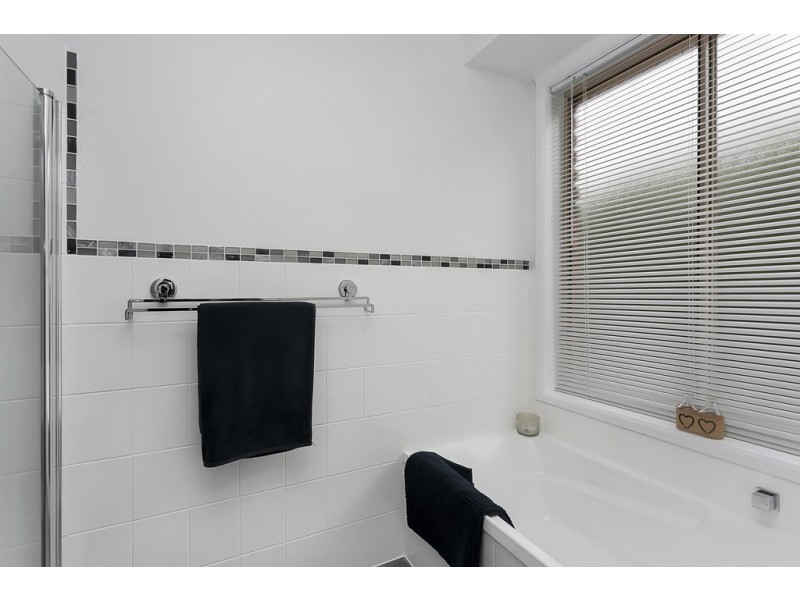4 Martinique Drive, Seaford Rise SA 5169