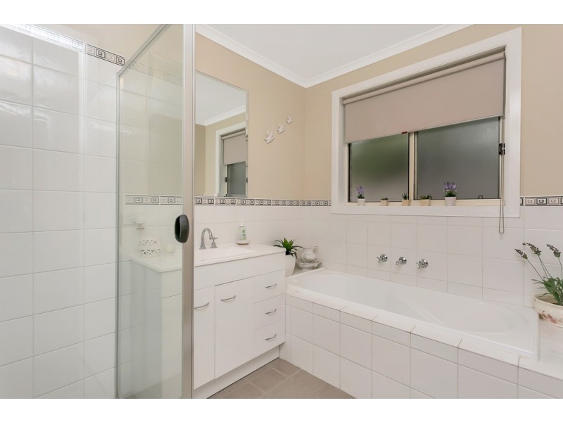15 Bayside Avenue, Aldinga Beach SA 5173
