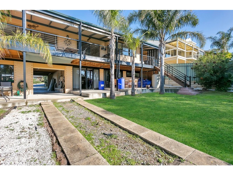 15 Domain Street, Moana SA 5169