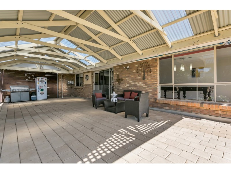 2 Napier Place, Sellicks Beach SA 5174