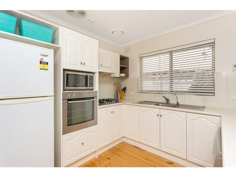 28 Kalgoorlie Avenue, Port Noarlunga South SA 5167