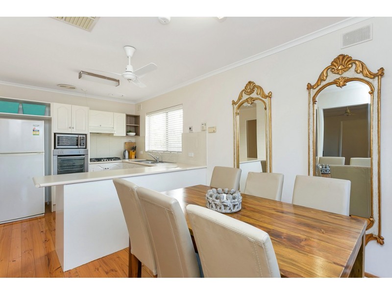 28 Kalgoorlie Avenue, Port Noarlunga South SA 5167